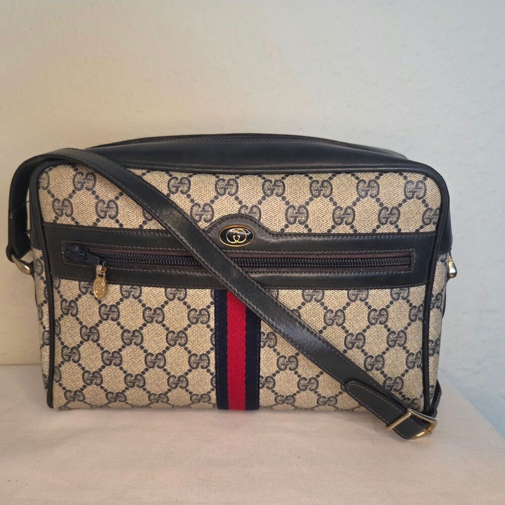 Gucci Vintage Navy Accessory Collection GG Supreme Web Shoulder Crossbody Bag